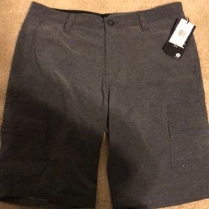 Men’s volcom cargo shorts